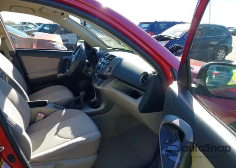 2006 Toyota Rav4 from USA, damaged, VIN JTMBD33V066001693